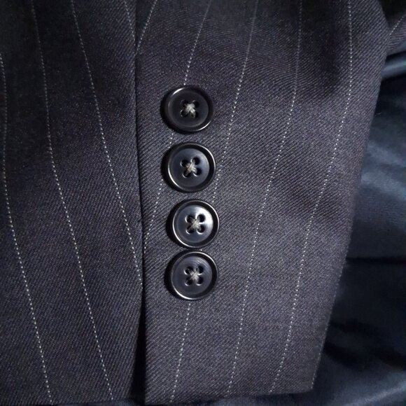 NAUTICA Charcoal Grey 100% Wool Men's Pinstripe Blazer Nelson Made in Canada 40R - Picture 4 of 7